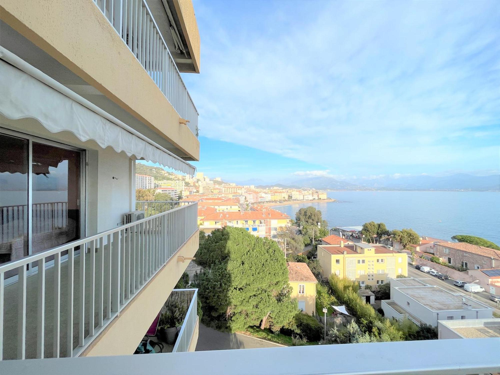 Appartement Vue Mer Carmino Ajaccio Ajaccio  Exterior photo