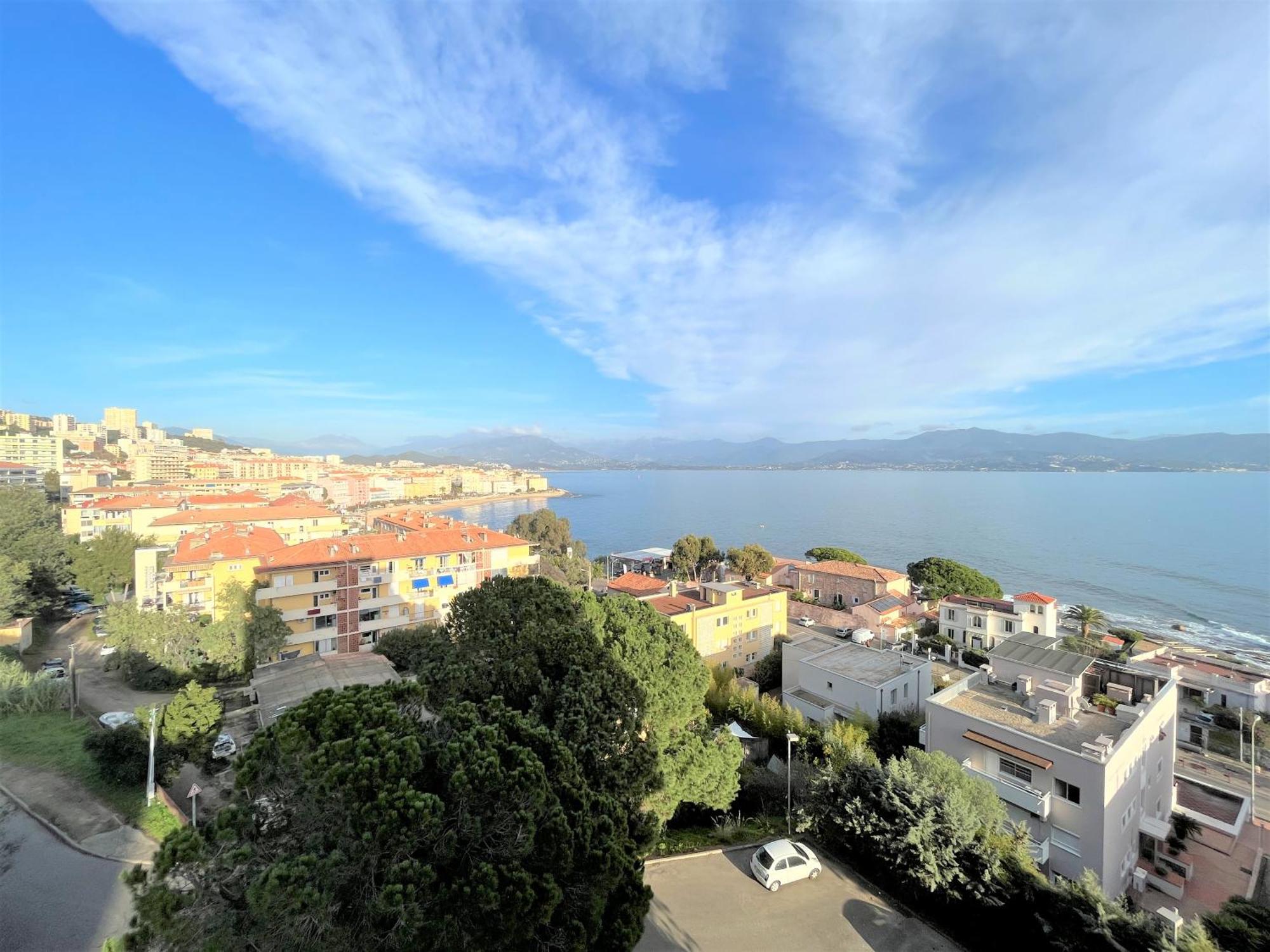 Appartement Vue Mer Carmino Ajaccio Ajaccio  Exterior photo